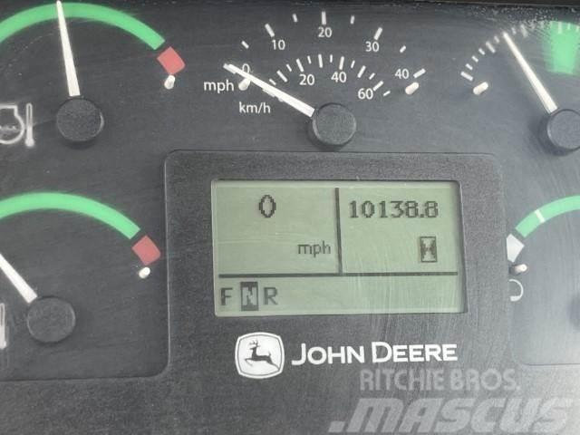 John Deere 460E off road truck Tippbil