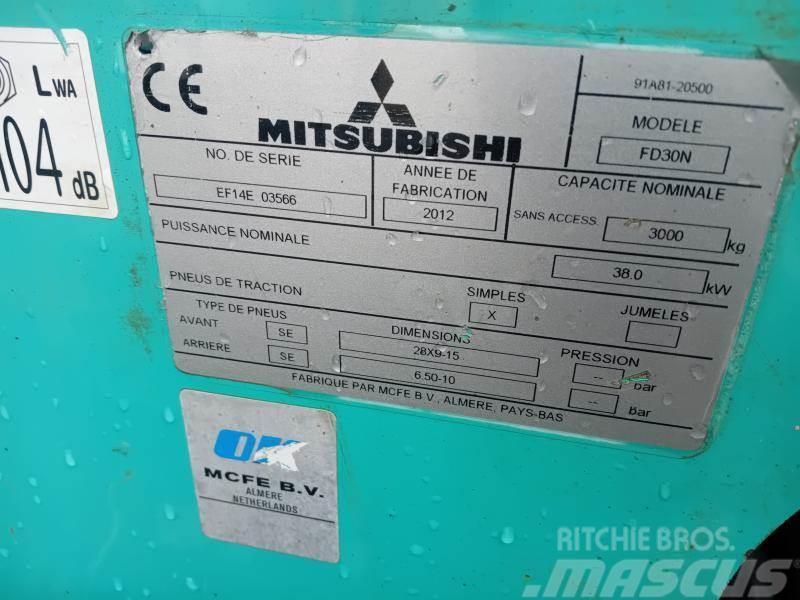Mitsubishi FD30N Gaffeltrucker - Annet