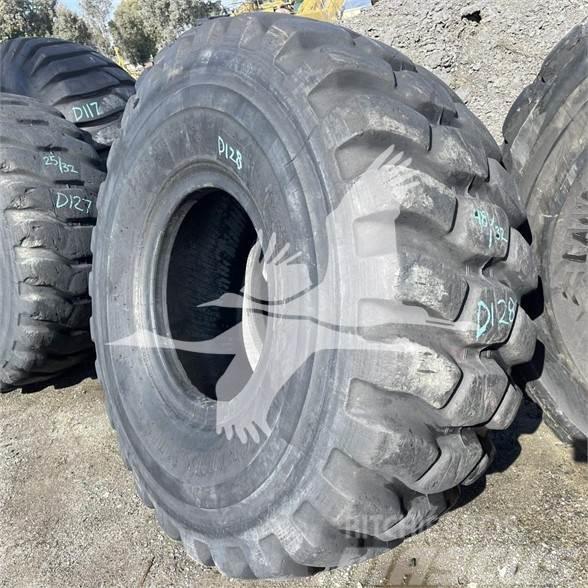 Bridgestone 23.5R25 Dekk, hjul og felger