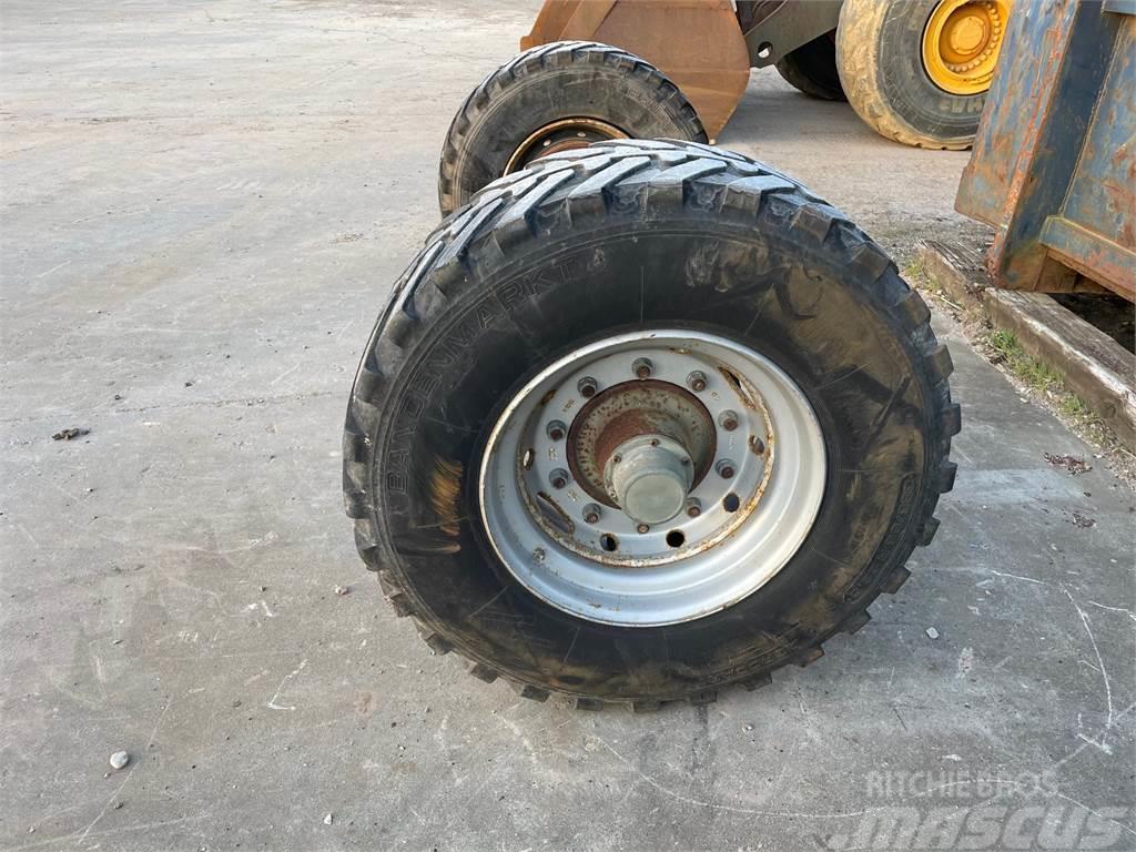  Hjul aksel med bremser og dæk 385/65R22.5 Aksler