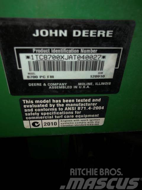 John Deere 8700 Fairway klippere
