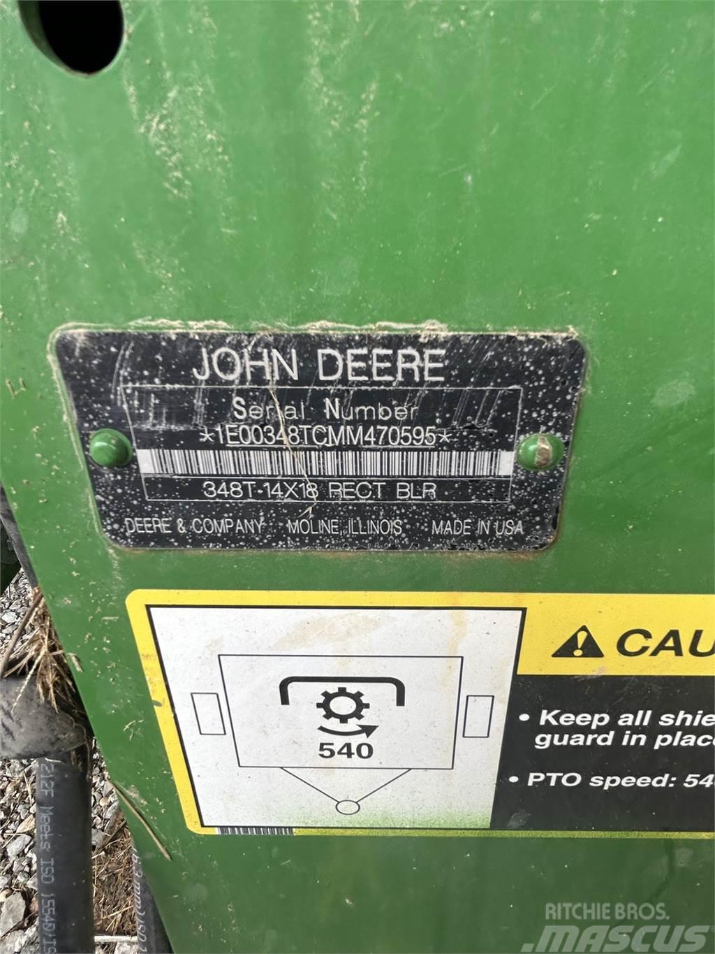 John Deere 348 Firkantpresser