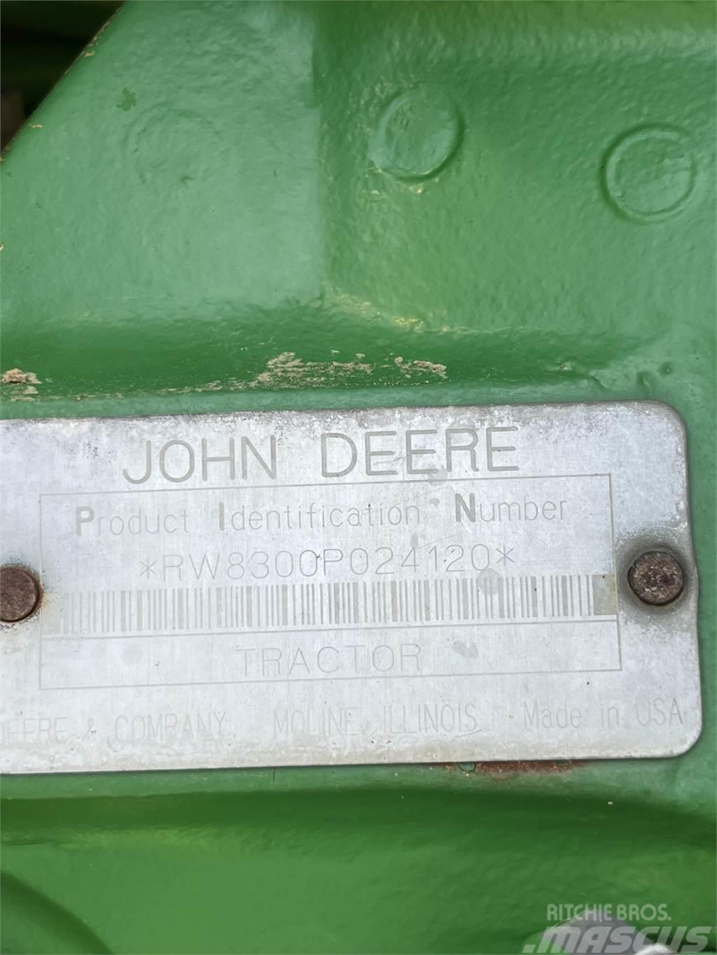John Deere 8300 Traktorer