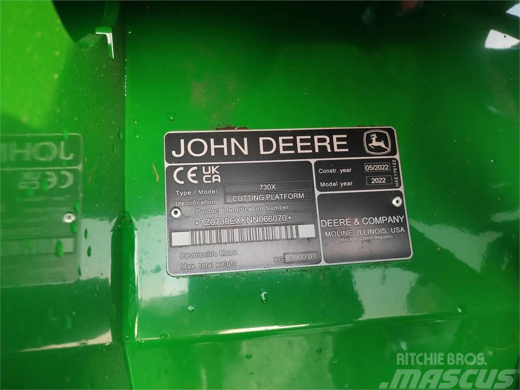 John Deere T670 Skurtreskere