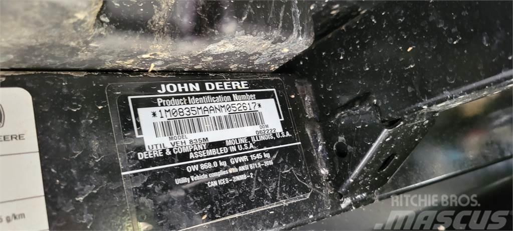 John Deere XUV 835M Redskapsbærere