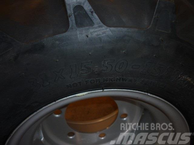 BKT 31x15.50x15 - løs dæk. Dekk, hjul og felger