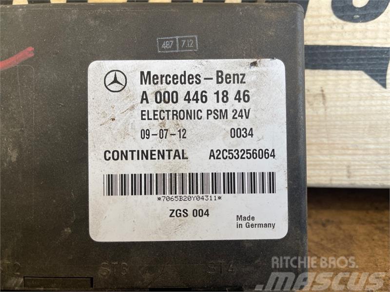 Mercedes-Benz MERCEDES ECU ZGS A0004461846 Lys - Elektronikk