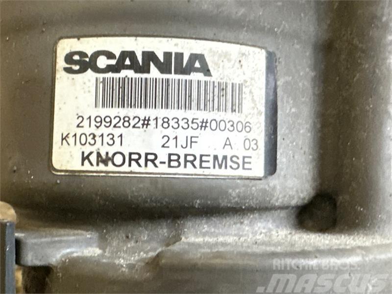 Scania  TRAILER CONTROL MODULE 2199282 Radiatorer