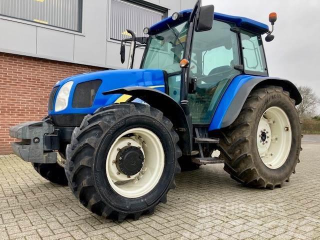 New Holland T5060 Traktorer