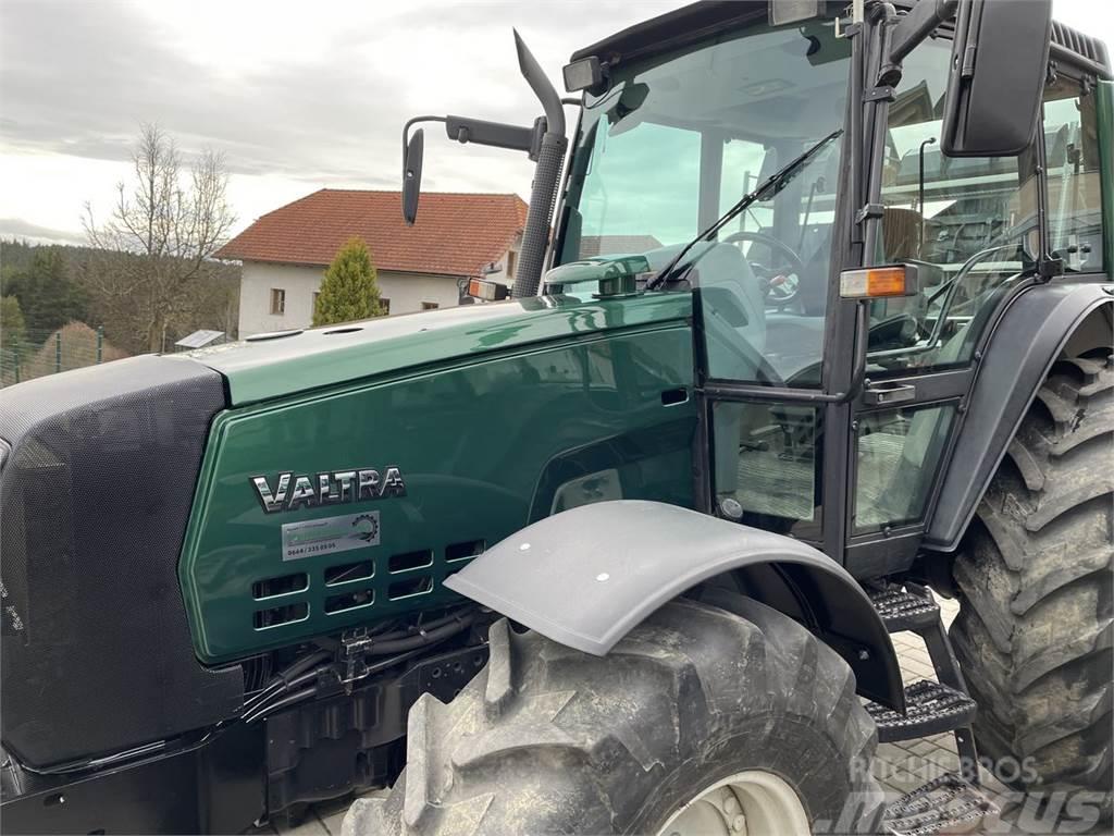 Valtra 6350 HiTech Traktorer