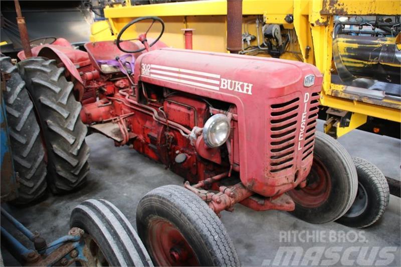 Bukh 302 Traktorer