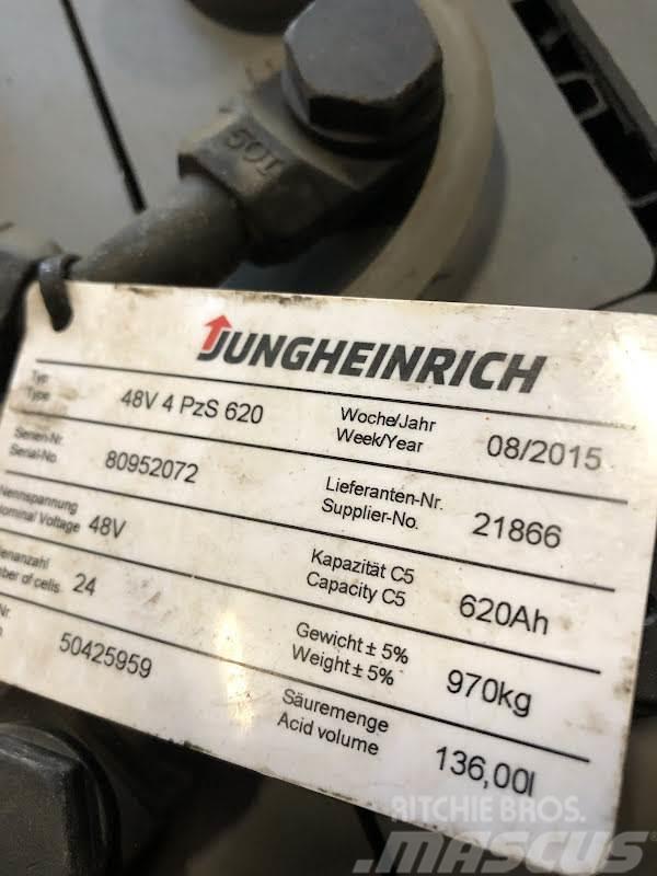 Jungheinrich ETV 116 Skyvemasttruck