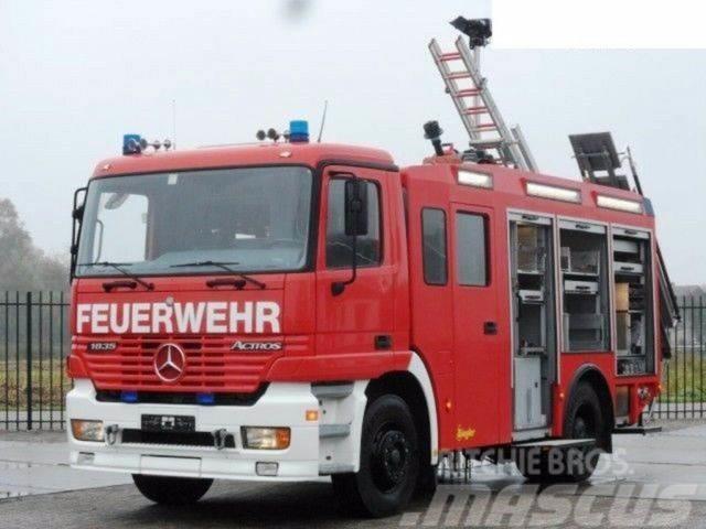 Mercedes-Benz ACTROS 1835 Feuerwehr 2080 L Fire Unit !! Andre lastebiler