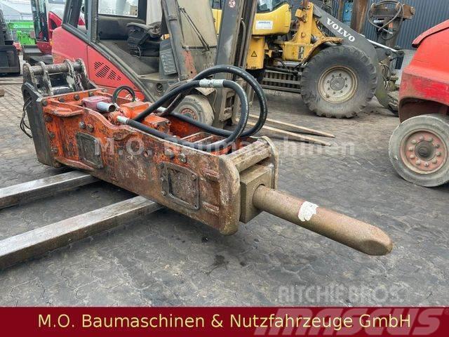 NPK E-210 A / Pickhammer / 17-25 T / Beltegraver