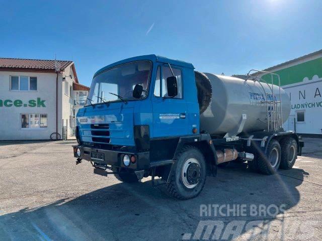 Tatra 815 6x6 stainless tank-drinking water 11m3,858 Slamsugere