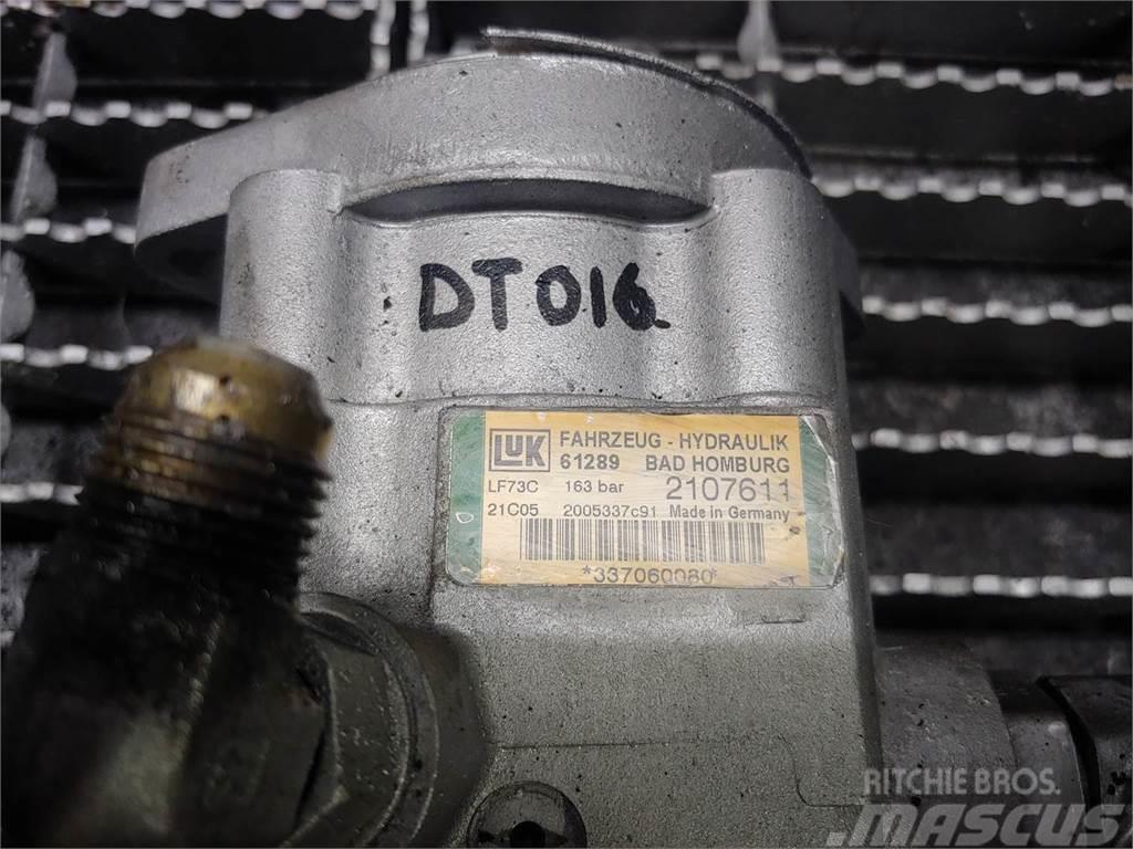 International DT466E Hydraulikk