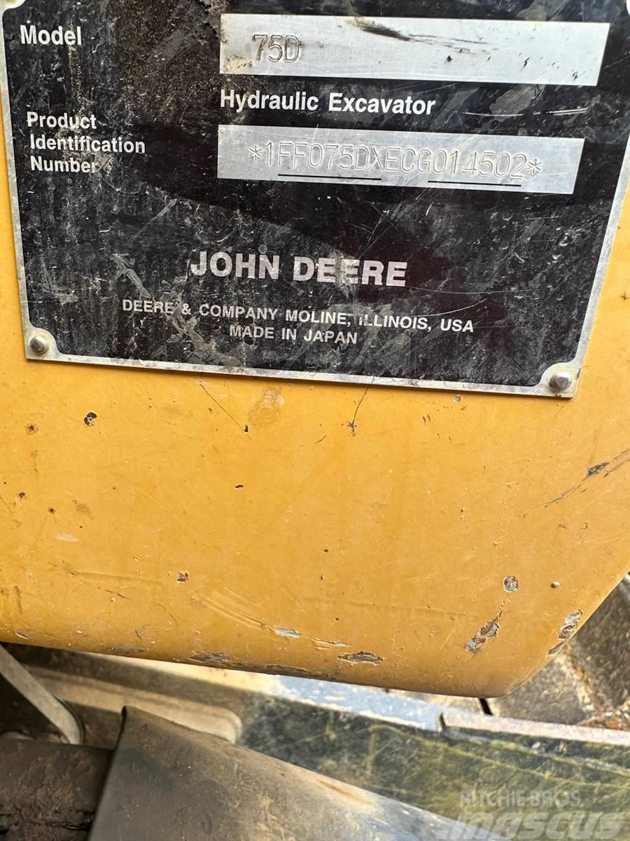 John Deere 75D Beltegraver