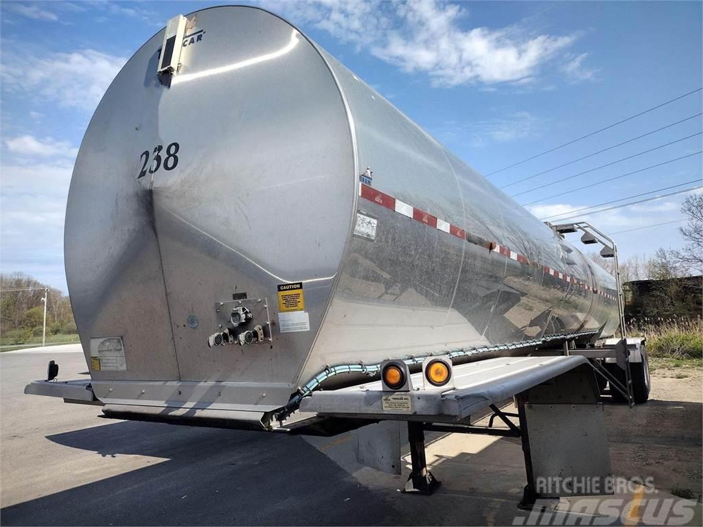 Tremcar 6200 GAL | SANITARY 3-A | REAR DISCHARGE | AIR RID Tanktrailere