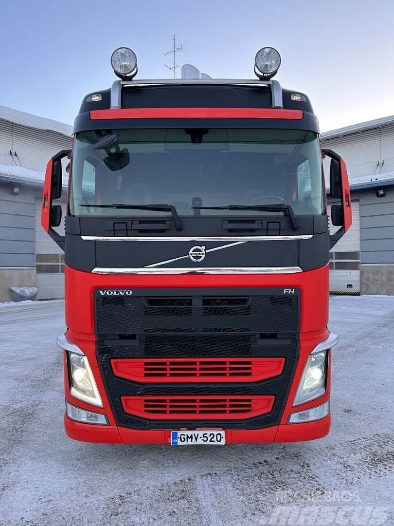 Volvo FH540 8x4 Chassis