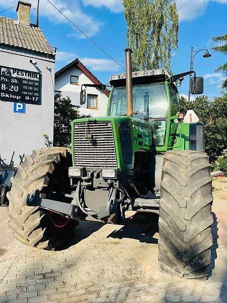 Fendt 824 Traktorer