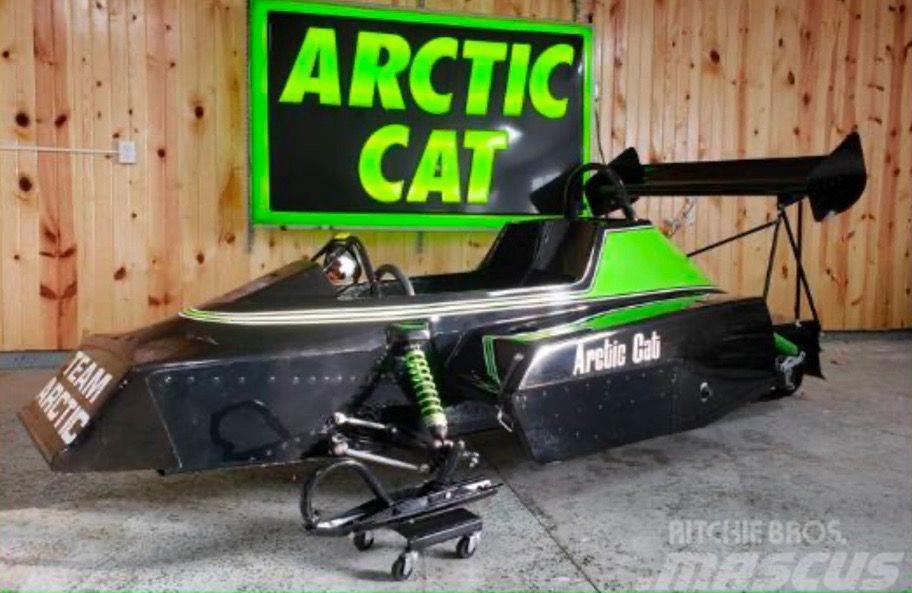 Arctic Cat Twin Tracker 440 Annet