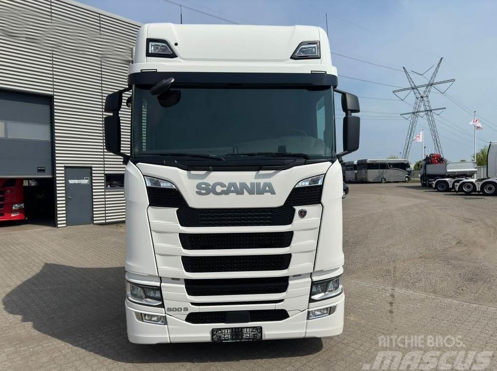 Scania S500 Twinsteer Trekkvogner