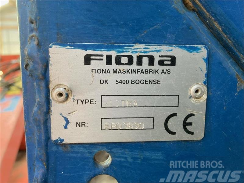 Kuhn HR4002 og Fiona Astra SR Kombinerte såmaskiner