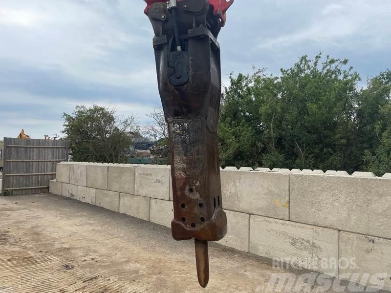 CAT Hydraulic Breaker To Suit 18 - 26 Ton Excavator Hydrauliske hammere