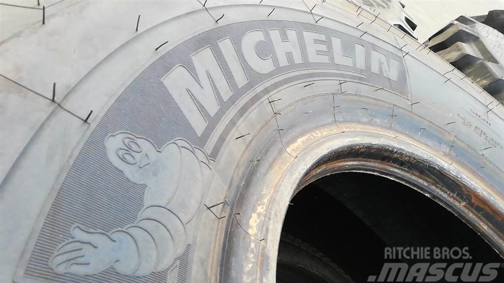 Michelin 23.5R25 Xadn+ 185B NEW DEMOUNT. Dekk, hjul og felger