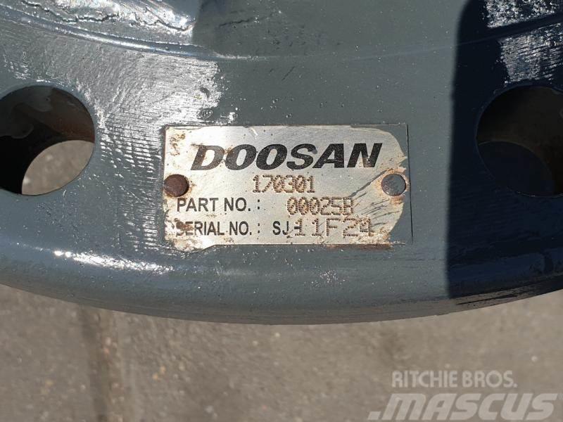 Doosan 170301-00025B Chassis og understell