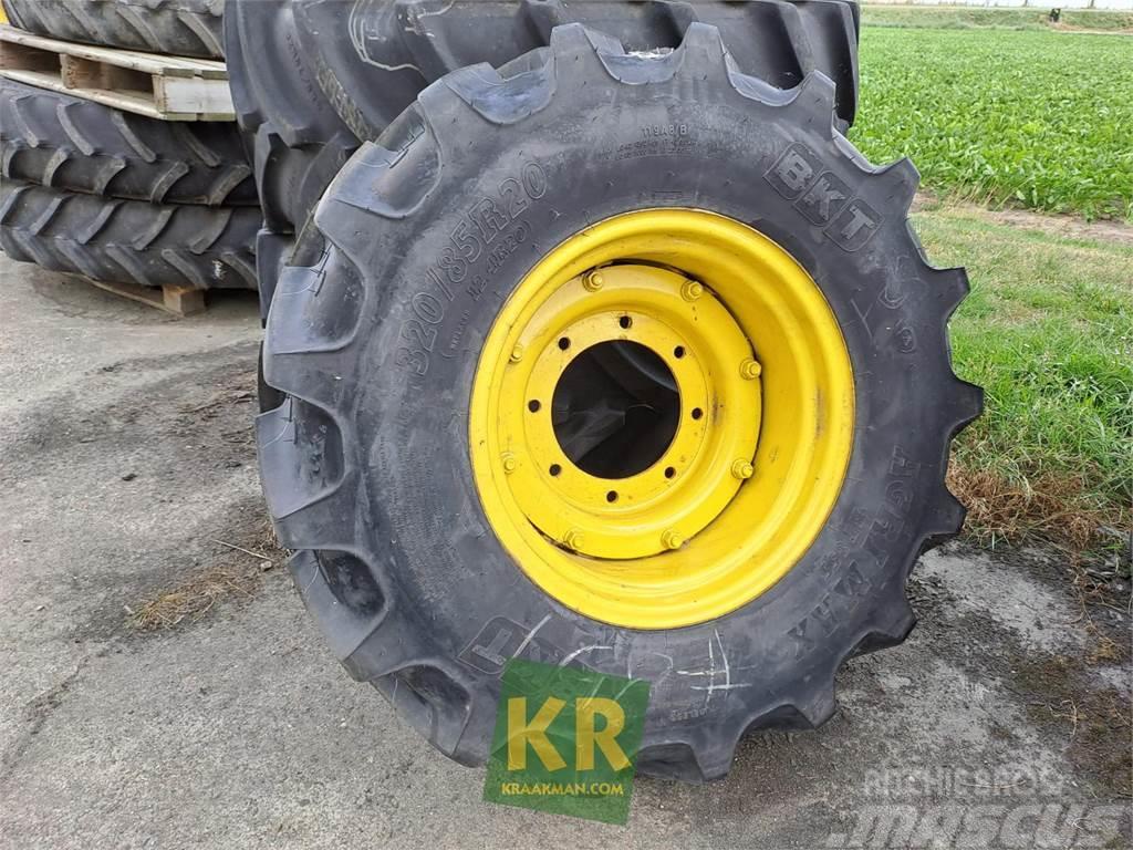 BKT 320/85R20 855 Dekk, hjul og felger