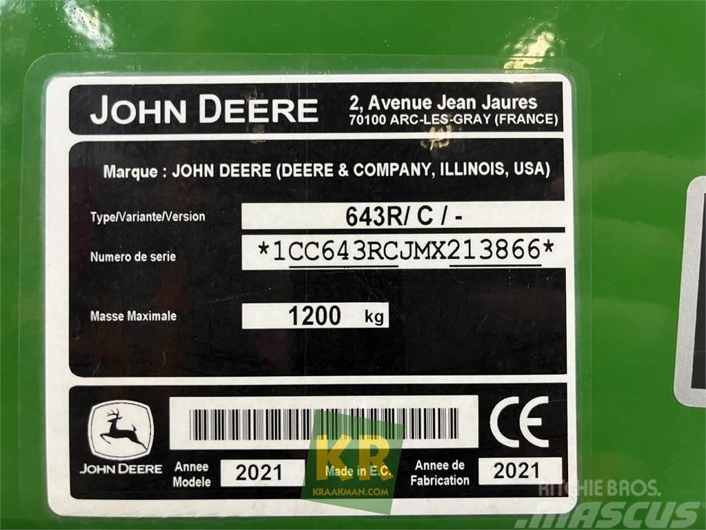 John Deere 643R Frontlastere og graveredskap
