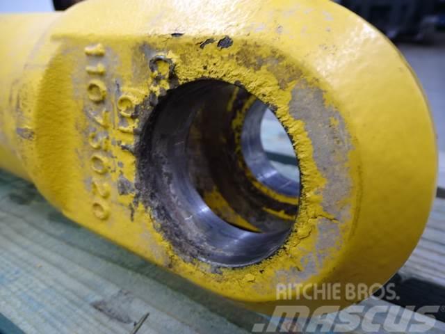 Volvo A25D HYDRAULCYLINDER Chassis og understell
