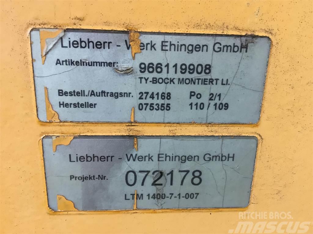 Liebherr LTM 1400-7.1 TY-bracket left pre-ass Kran deler og utstyr
