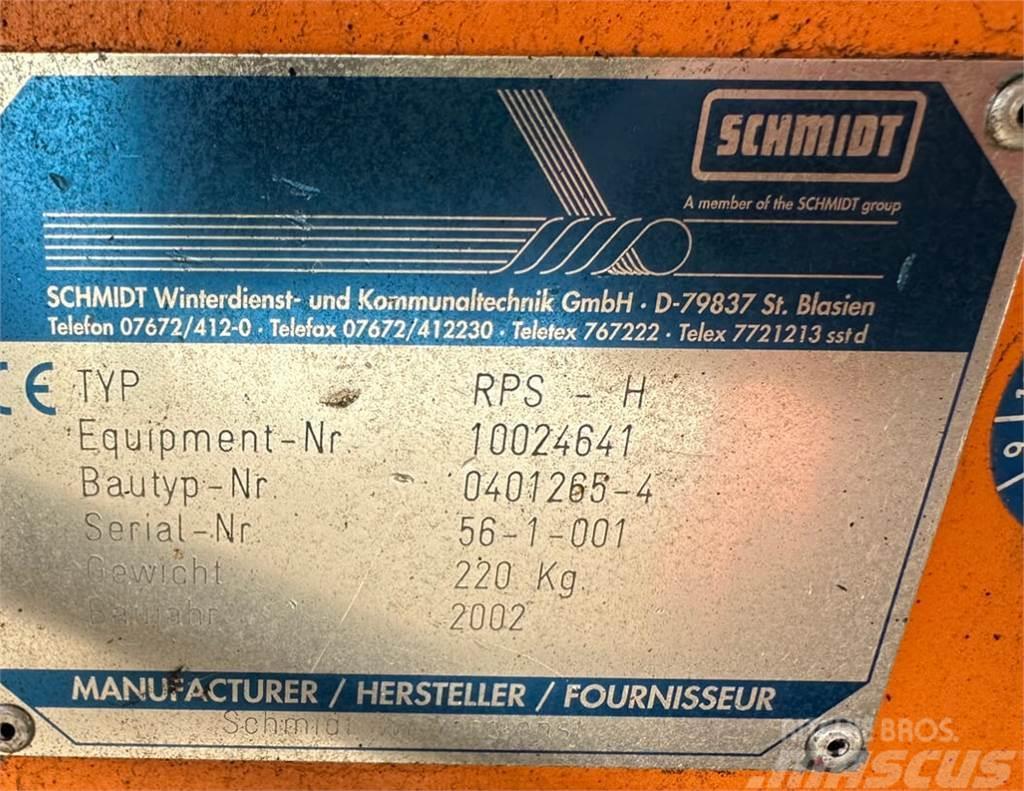 Unimog Leitpfostenwaschgerät Schmidt RPS-H Andre Park- og hagemaskiner