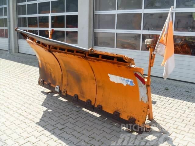 Unimog Schneepflug - Schneeschild Beilhack PV28-3 Snøploger- og skjær