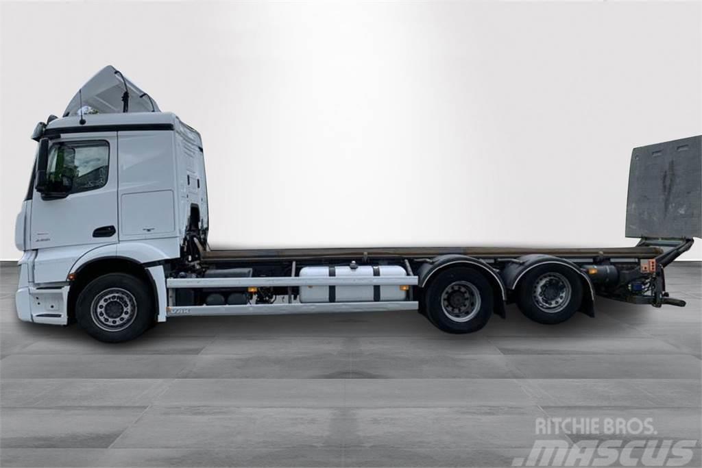 Mercedes-Benz Actros L2551 L/6x2 Containerbil