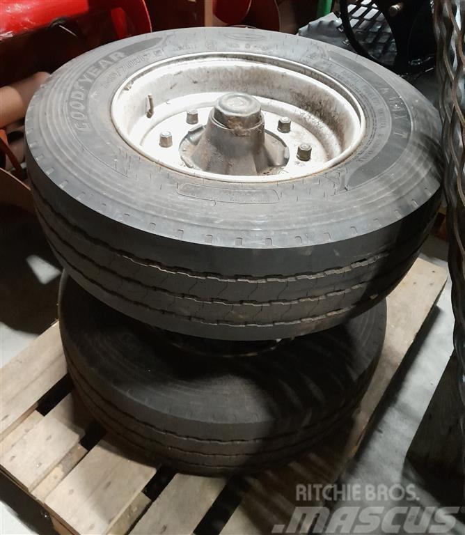 Goodyear 245/70 R17.5 Dekk, hjul og felger