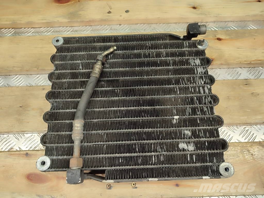 Fendt Small Radiator Fendt Air conditioning radiator H716550061100 Fendt 716, wilkowo ...
